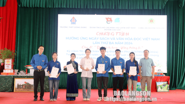 Cao Lộc: Hơn 800 học sinh tham gia các hoạt động hưởng ứng Ngày sách và Văn hoá đọc Việt Nam