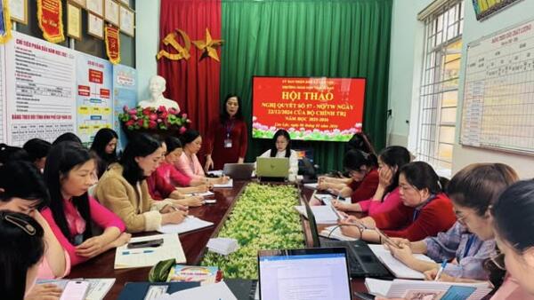 Trường Mầm non Thạch Đạn đã tổ chức hội thảo triển khai Nghị quyết số 57-NQ/TW ngày 22/12/2024 của Bộ Chính trị trong năm học 2025–2026.