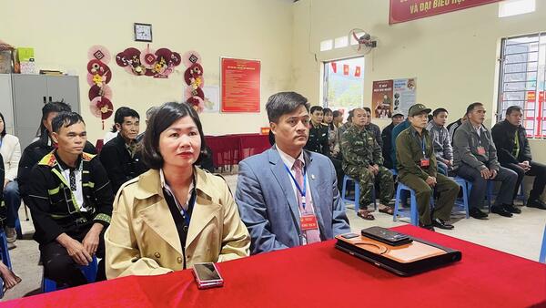 Đúng 6h45 phút ngày 15/3, 13/13 Khu vực bỏ phiếu của xã Cao Lộc đồng loạt khai mạc